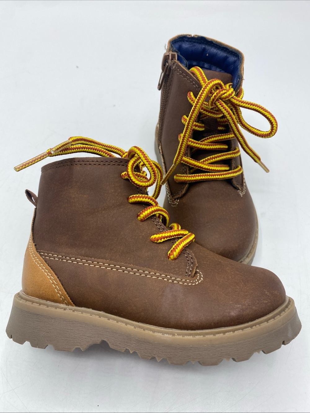 Oshkosh B'gosh Toddler Boy's Haskell Hiker Boot Brown 7M Padded shoes Zipper